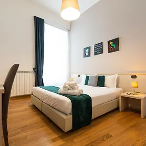 https://hermes-inn-apartments-napoli.hotels-amalfi.com