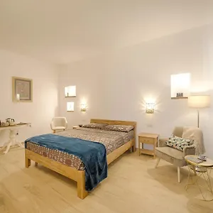 Gasthof Cozy Downtown, Olbia