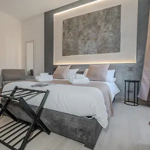  Guest house Domus Aeterna - Re Di Italy